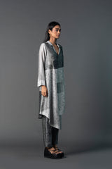 Array Irises Grey & Silver