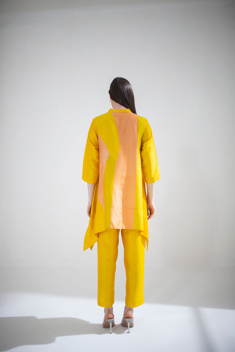 Yellow short kaftan tail set