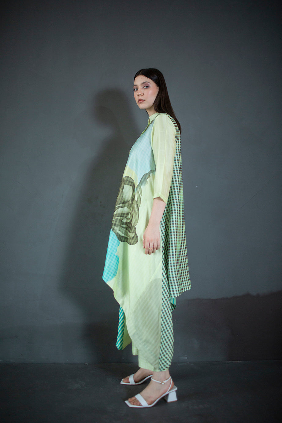 Light green long kaftan tail set