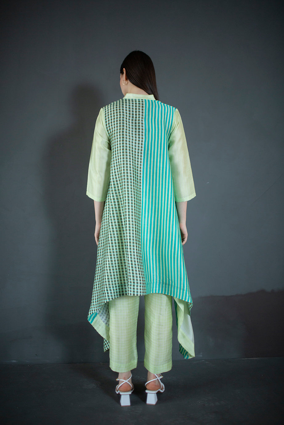 Light green long kaftan tail set