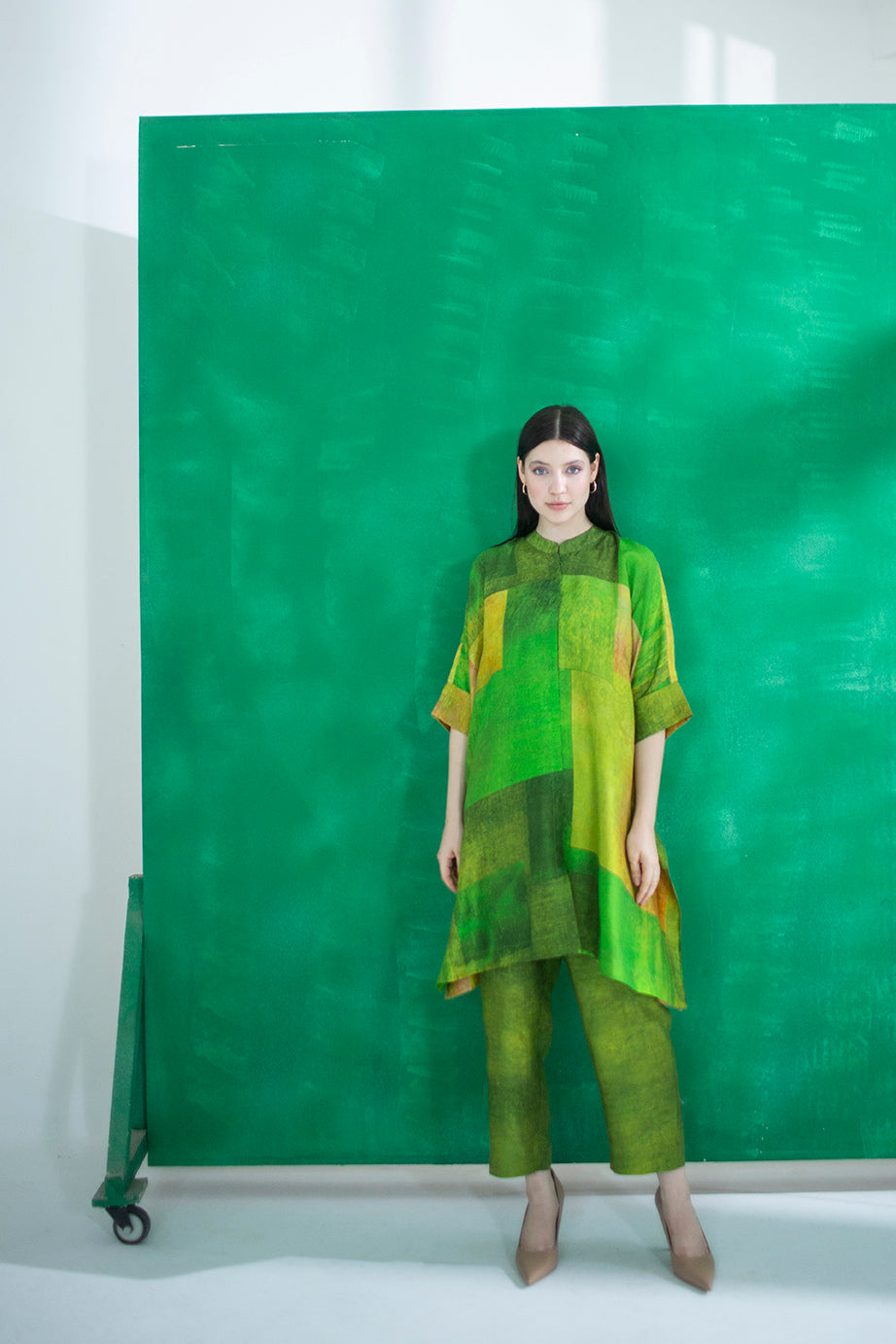 Green short kurta set