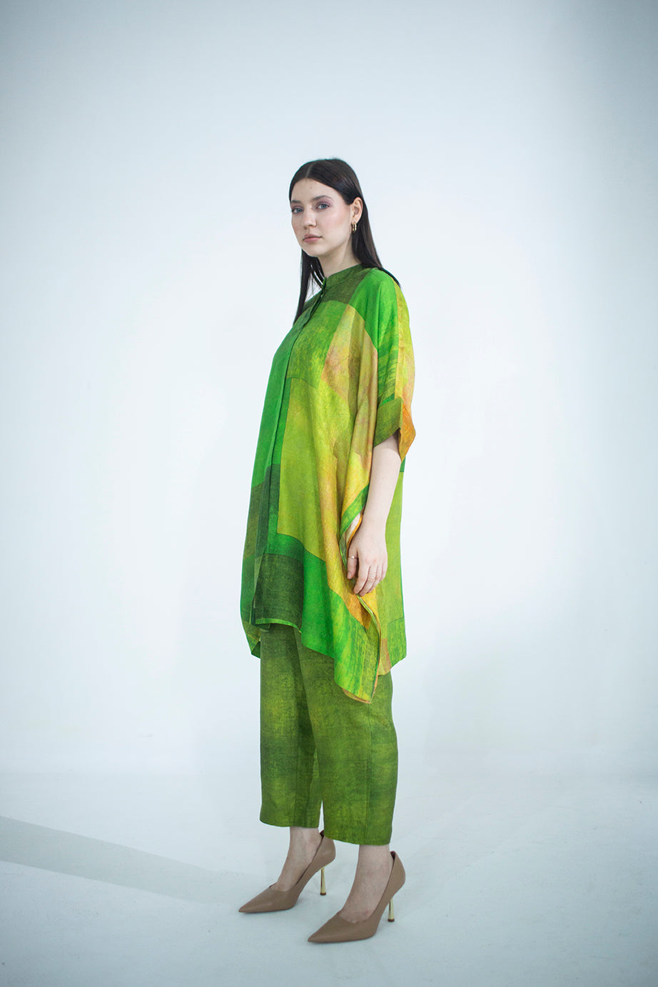 Green short kurta set