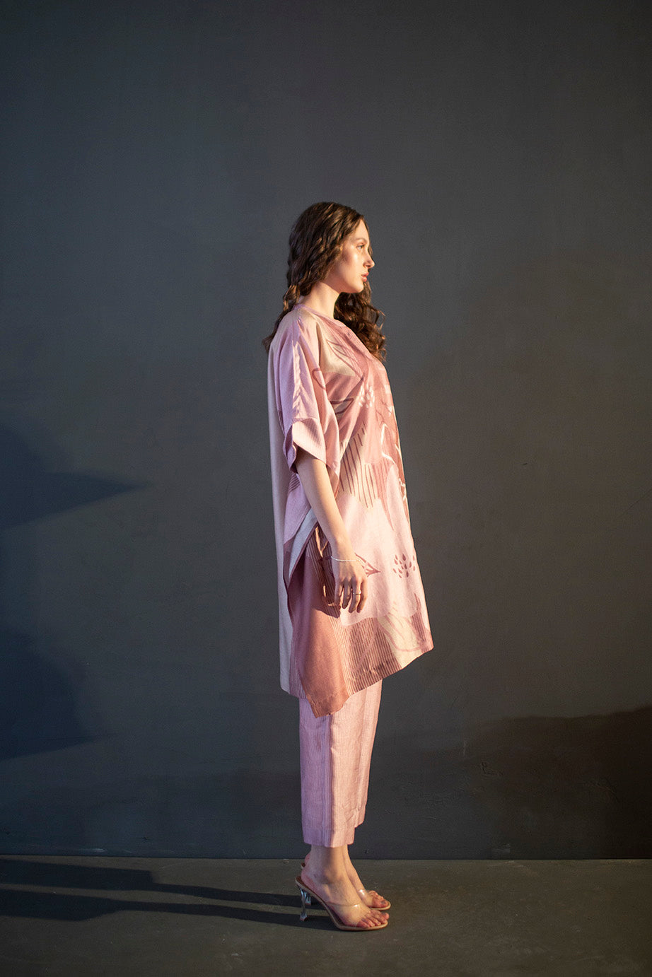 Mauve pink asymmetric kurta set