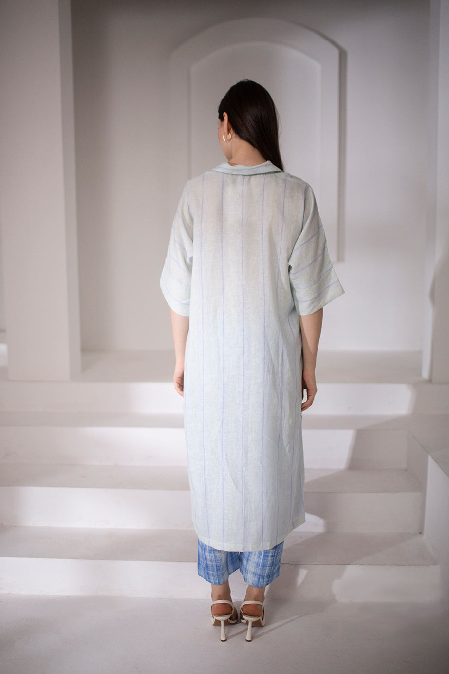 Blue & white straight linen kurta set