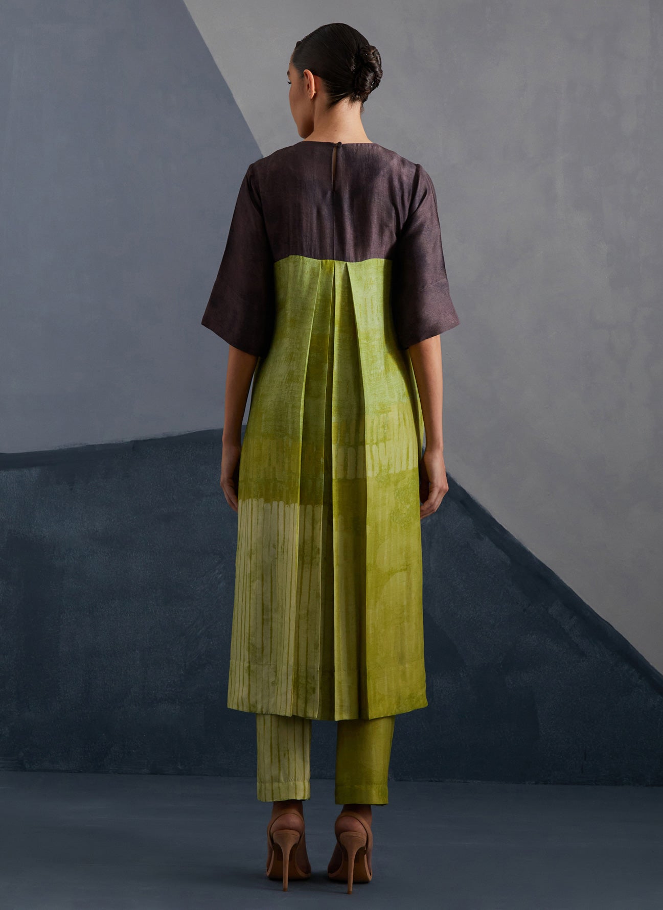 Omen Moss & Coffee Kurta Set